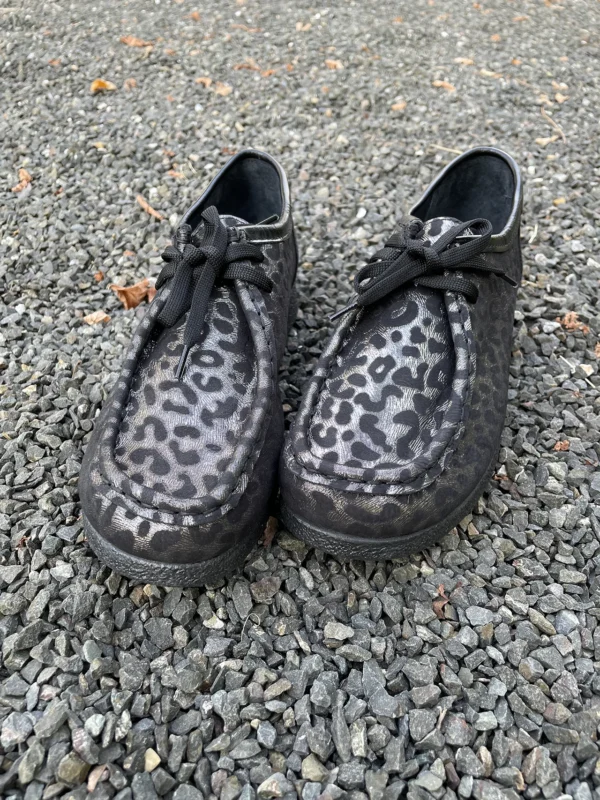 Sebago ženske cipele leopard dezen sivo-crna – prirodna koža, Jesen-Zima 2025 - Image 2